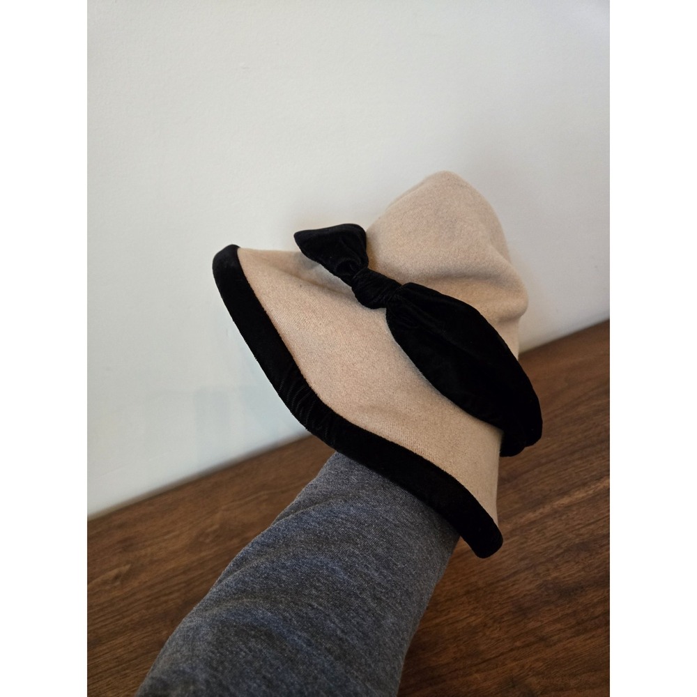 Vintage Parkhurst Canada Womens Felted Wool Hat Beige Black Velvet Band Bow
